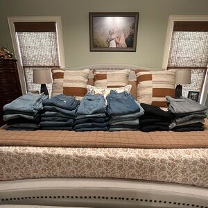 Stylish Women's Jeans Collection